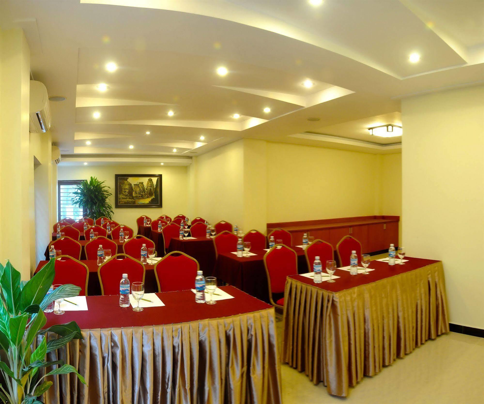 V N E Hotel Phnom Penh Eksteriør bilde