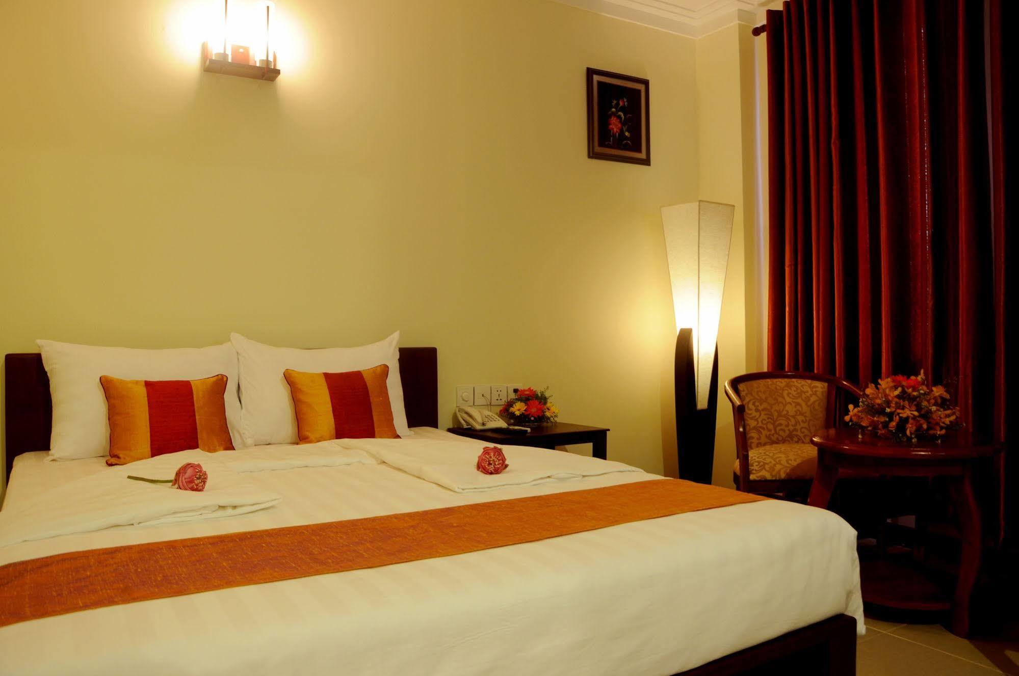 V N E Hotel Phnom Penh Eksteriør bilde