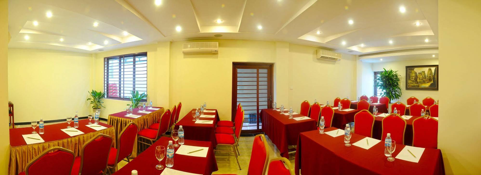 V N E Hotel Phnom Penh Eksteriør bilde